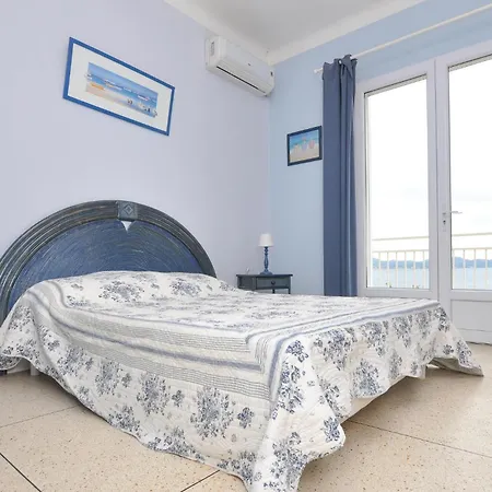 Ferienhaus Gorgeous In Roquebrune-sur-argens Saint-Peïre-sur-Mer